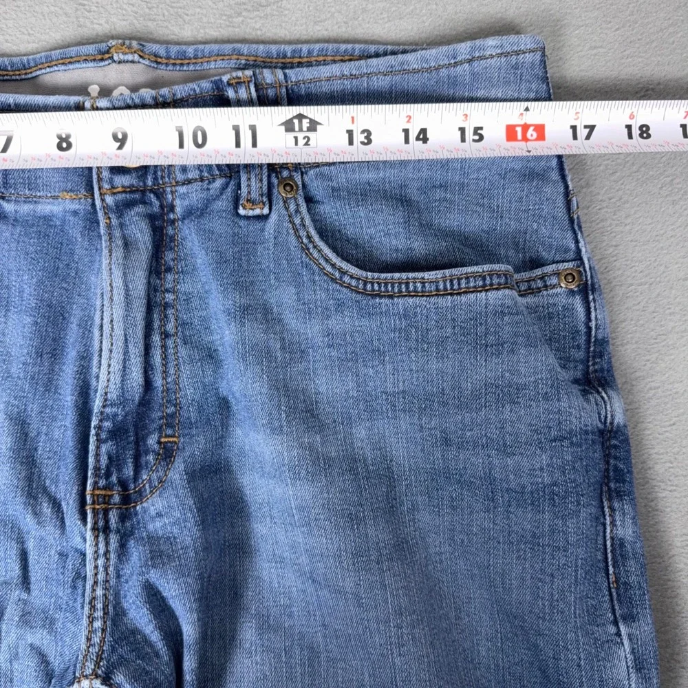 Lee Jeans Mens 33x30 Straight Leg Regular Fit Medium Wash Blue‎ Denim Stretch